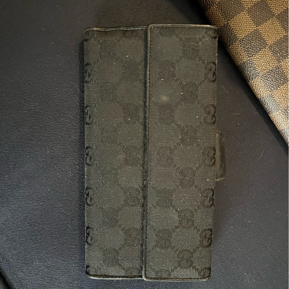 Gucci Authentic long monogram wallet - image 3